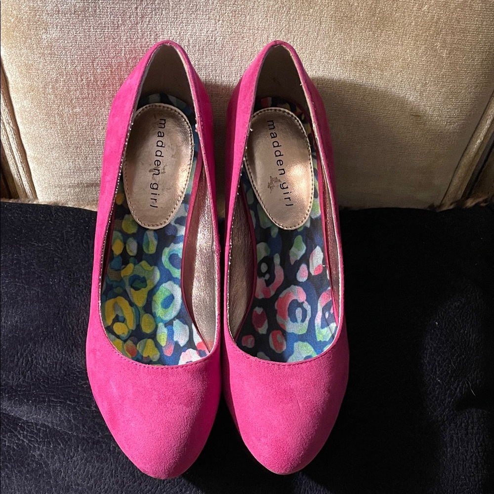 NWOT Madden Girl Fuchsia Heels